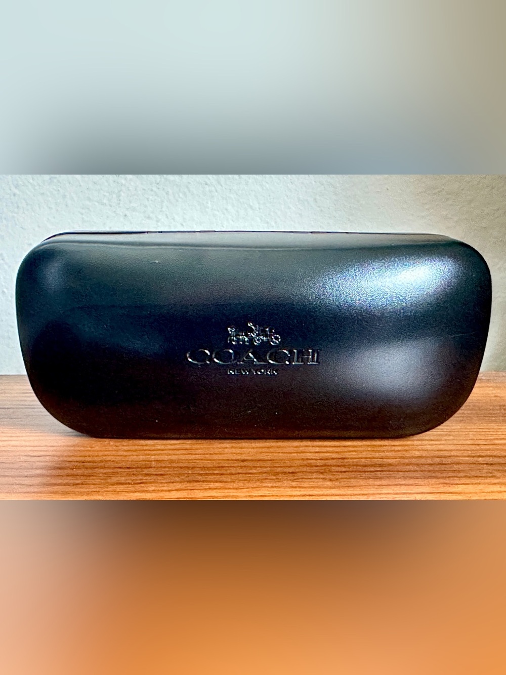 New COACH New York Black Clam Shell Eyeglass Sunglass Hard Case Authentic Cloth